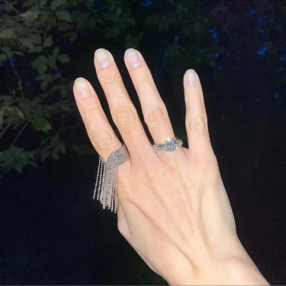 Tassel Gold Stainless Steel Waterproof Resizable Ring - Picture 13 of 16